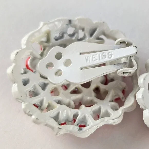 Vintage 50s/60s Red Bouquet Clip-on Earrings - Picture 7 of 7